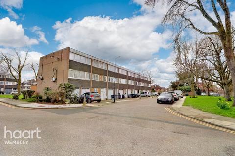 37 Clement Close, London, NW6 7AN