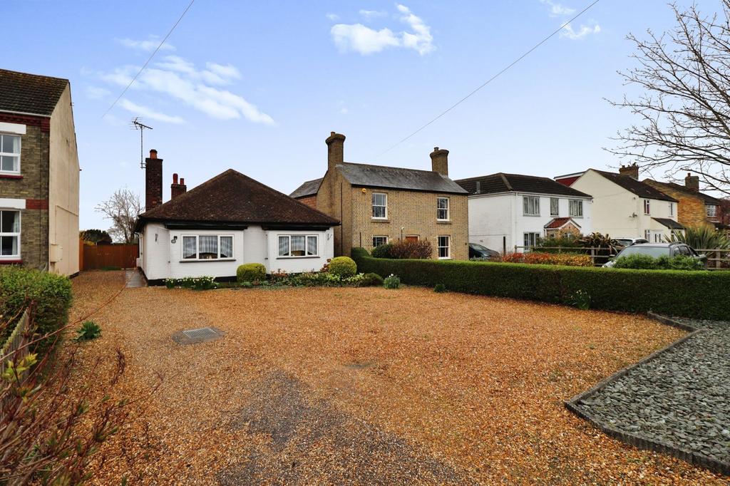 Main Street, Yaxley, PE7 3 bed detached bungalow for sale £350,000