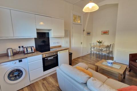 1 bedroom flat to rent, Kilmarnock Road, Shawlands, Glasgow, G43