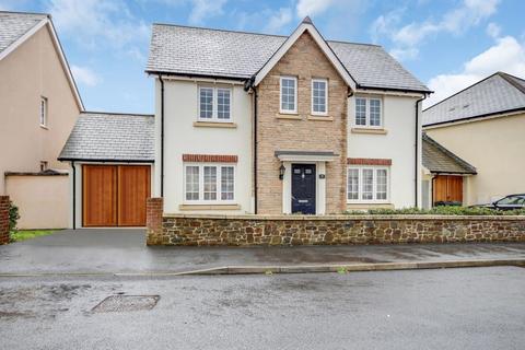 18 Barracks Road, Fremington, Barnstaple, EX31 3FP