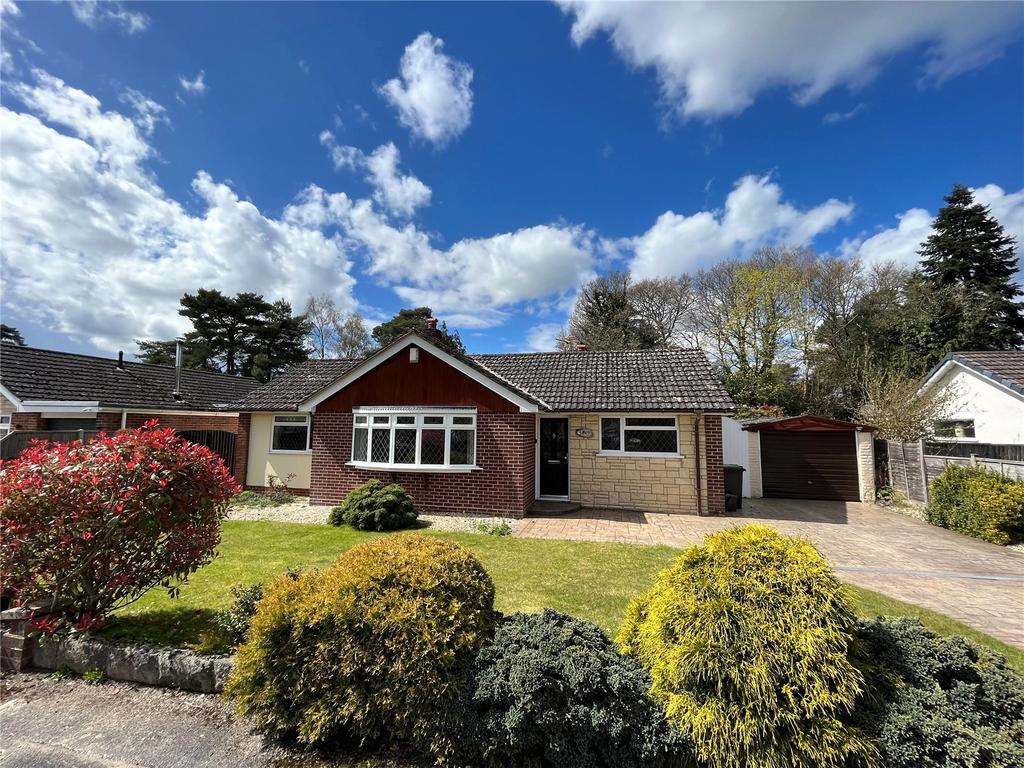 bs Close, Ashley Heath, Ringwood, BH24 3 bed bungalow for sale £