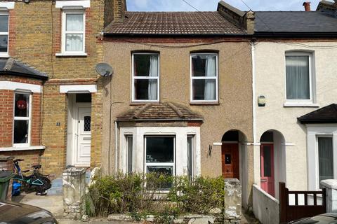 6 Viewland Road, London, SE18 1PE