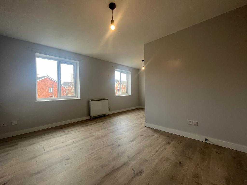 Apartment in Salford - View 2
