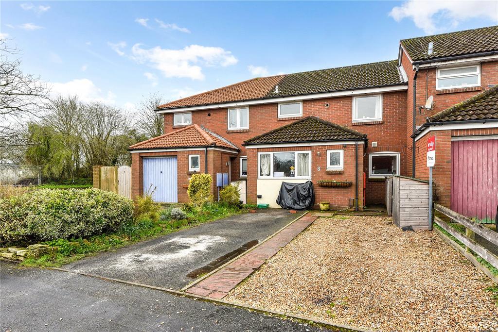 Wheatear Drive, Petersfield, Hampshire 3 bed terraced house for sale