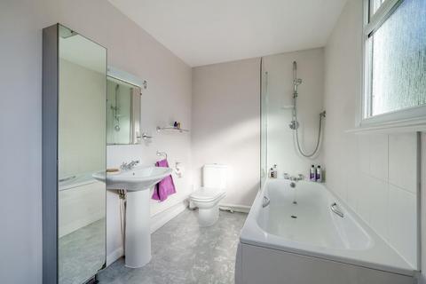 62 Mount Pleasant Close, Lightwater, GU18 5TR