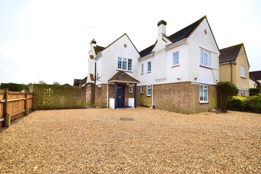 Parklands Avenue, Bognor Regis, PO21 4 bed detached house £2,800 pcm