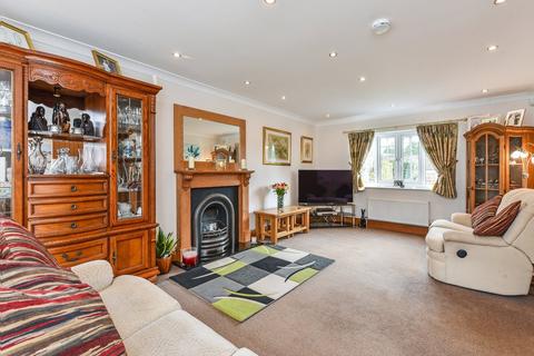 3 bedroom detached house for sale, Lymington Bottom Road, Medstead, Alton, Hampshire