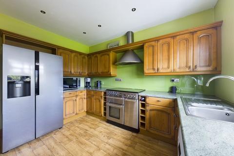 17 Hillcrest Road, Doncaster, DN2 5ND
