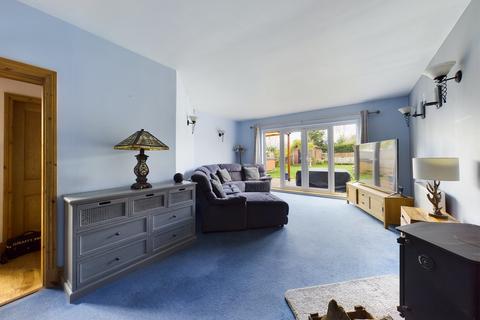 17 Hillcrest Road, Doncaster, DN2 5ND