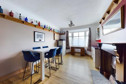 17 Hillcrest Road, Doncaster, DN2 5ND