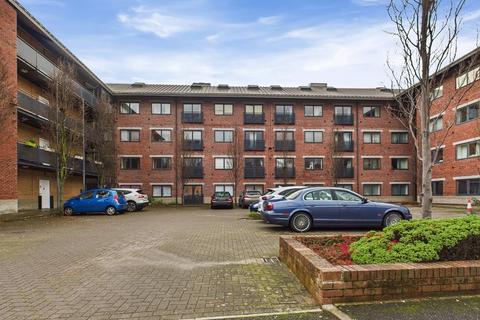 undefined, Markham Quay, Camlough Walk