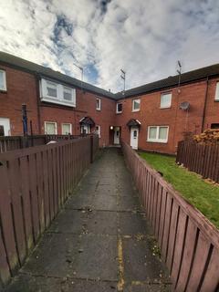 2 bedroom apartment to rent, Claythorn Court, Calton