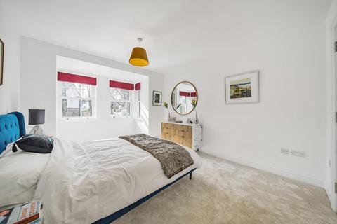 2a Talbot Road, Carshalton, SM5 3BS