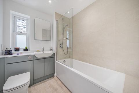 2a Talbot Road, Carshalton, SM5 3BS