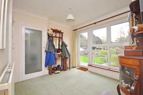 3 bedroom detached bungalow for sale - Bersted Street, Bognor Regis