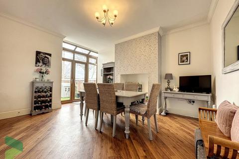 14 Davenham Road, Darwen, BB3 1HU