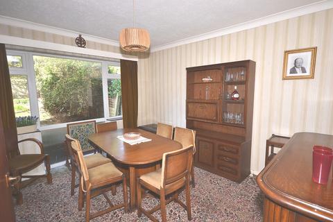 40 Rahn Road, Epping, CM16 4JB