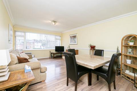 2 bedroom apartment for sale, Bower Court, Epping
