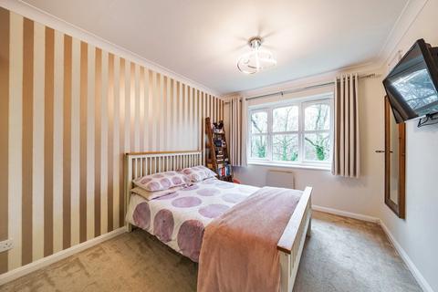 2 bedroom apartment for sale, Leavesden, Watford WD25