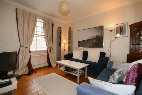 2 bedroom flat to rent, St Olafs Road, London