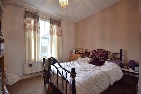 2 bedroom flat to rent, St Olafs Road, London