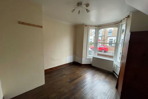 23a Hartham Road, London, N17 6RZ