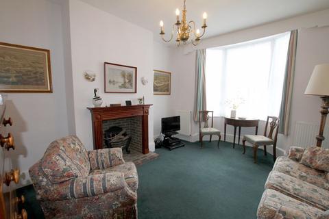 3 bedroom semi-detached house for sale, Walmer Castle Road, Walmer
