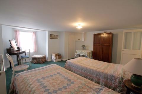 3 bedroom semi-detached house for sale, Walmer Castle Road, Walmer