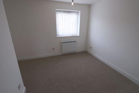 2 bedroom terraced house to rent, Water Lane, Exeter