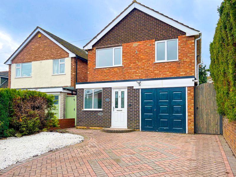 Boney Hay Road, Burntwood, WS7 9AN 3 bed detached house - £280,000