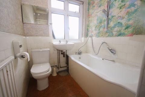 60 Eastcote Lane, Northolt, UB5 5RG