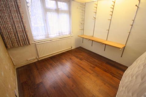 60 Eastcote Lane, Northolt, UB5 5RG