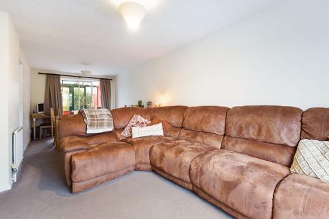3 bedroom semi-detached house to rent, Pound Road, Bury, Cambridgeshire.