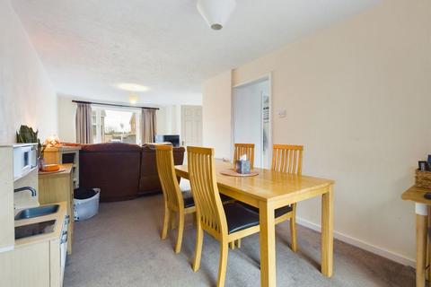 3 bedroom semi-detached house to rent, Pound Road, Bury, Cambridgeshire.