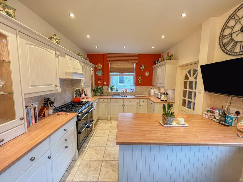 Kitchen diner