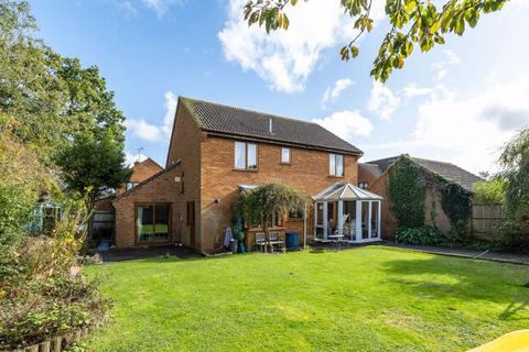 4 bedroom detached house for sale, Thirsk Gardens, Bletchley, Milton Keynes