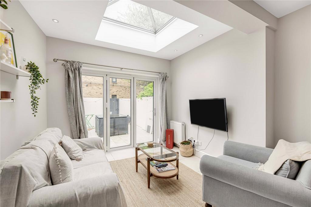 Stephendale Road, Fulham, London, SW6 2 bed for sale £650,000