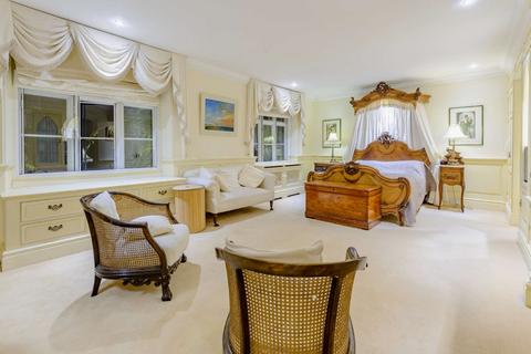 Priory Cottage Church Road, Old Windsor, Windsor, SL4 2JW