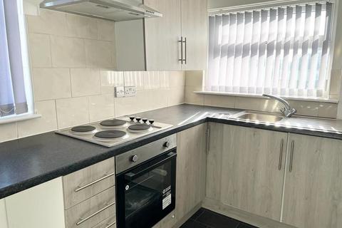 2 bedroom flat to rent, Larkhill Place, Liverpool