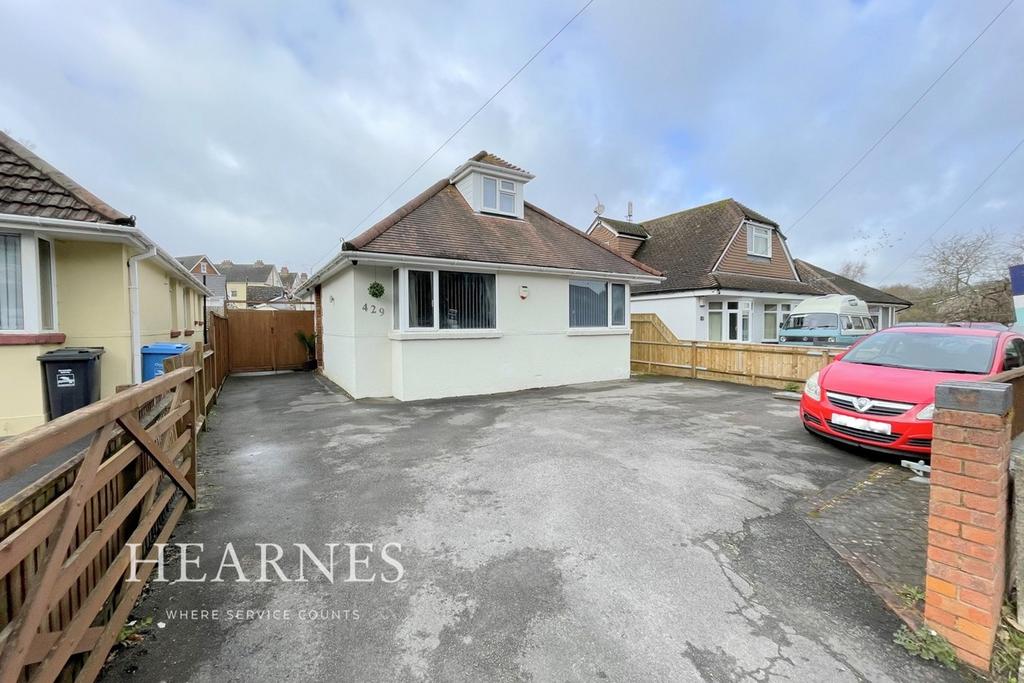 Blandford Road, Poole, BH15 4 bed detached house for sale £385,000