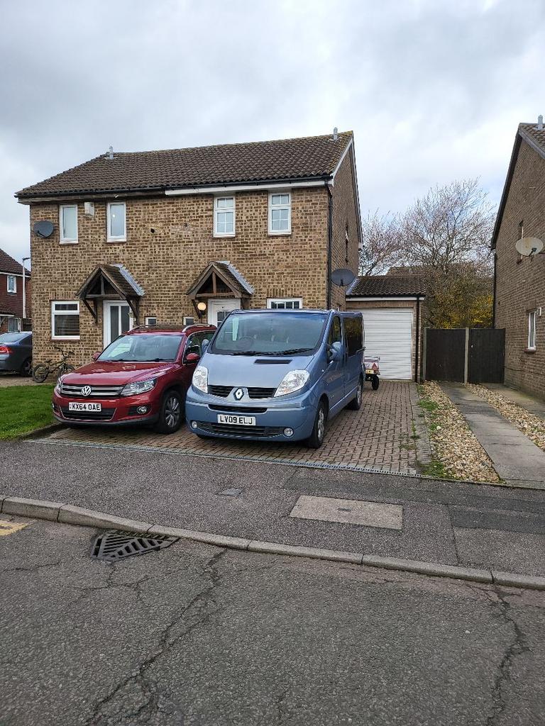 Kingston Crescent, Chatham 2 bed terraced house to rent £1,350 pcm (£