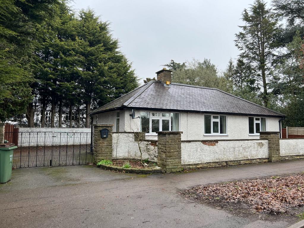 Manor Road, Oadby, Leicester 3 bed bungalow £1,300 pcm (£300 pw)