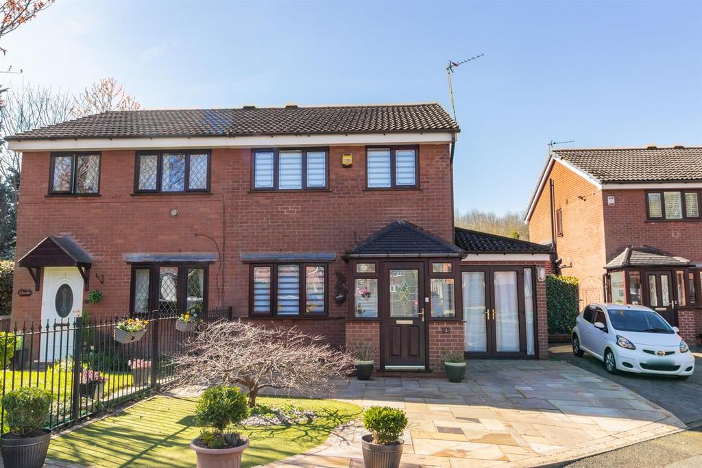 Bolesworth Close, Chorlton Green 3 bed semidetached house £425,000