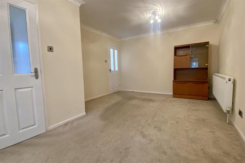 2 bedroom semi-detached house to rent - Bracadale Close, Coventry