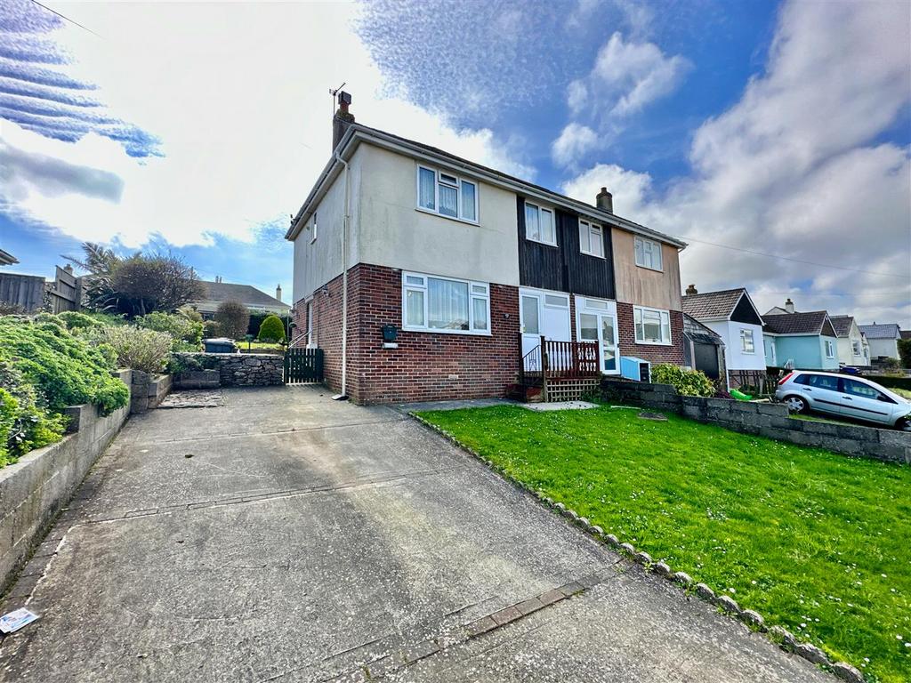 Windmill Road, Brixham 3 bed semidetached house for sale £315,000