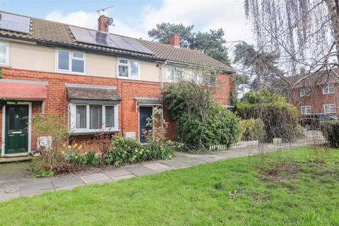 28 Perry Spring, Harlow, CM17 9DG