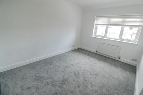 28 Perry Spring, Harlow, CM17 9DG