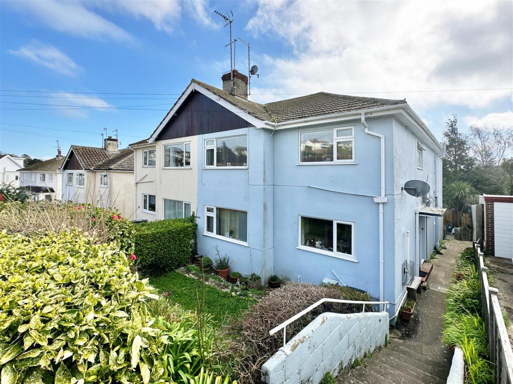 Churston Way, Brixham 2 bed flat for sale £235,000