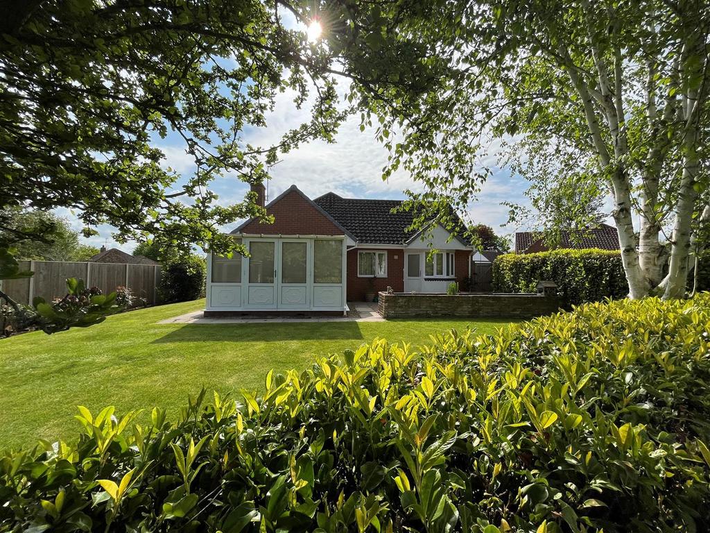 Windmill Rise, Wetherden 3 bed detached bungalow for sale £365,000