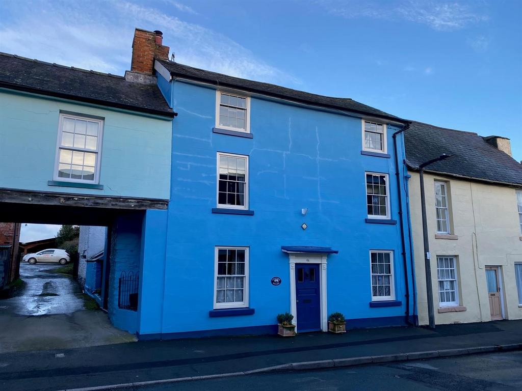 Church Street, Castle 3 bed house £440,000